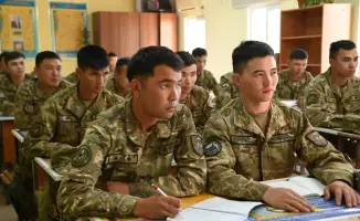 В 2026 году Казахстан призовет на воинскую службу более 850 офицеров запаса
