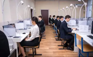 184 ТЫСЯЧИ ЧЕЛОВЕК НА СТАРТЕ ИНТЕЛЛЕКТУАЛЬНОГО МАРАФОНА: КТО СТАНЕТ ЧЕМПИОНОМ МАРТОВСКОГО ЕНТ?