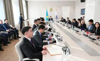 Обсуждение ключевых аспектов конституционной реформы в Алматы с участием местных активистов