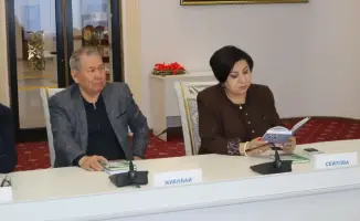 Презентация новых книг Амангельды Кеншиликулы в столице: высокие оценки участников