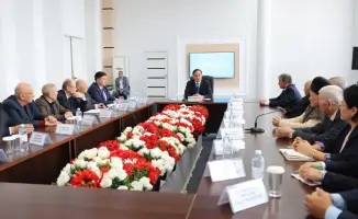 Ербол Карашукеев и творческая интеллигенция Меркенского района: диалог о переменах в Конституции Казахстана как шаг к новому дыханию нации