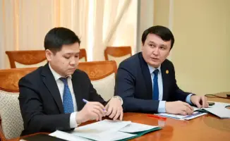 Министр энергетики Казахстана обсудил с проректором университета запуск нового центра в сфере ТЭК