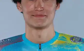 Мансур Бейсембай завоевал серебро в групповой гонке на чемпионате Азии по шоссейному велоспорту в Саудовской Аравии