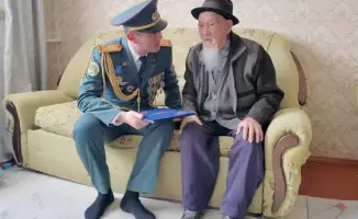 Празднование 102-летия ветерана Шалданбая Шанбаева укрепляет связь между поколениями и подчеркивает значимость военной истории