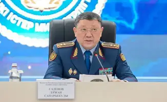 Министр внутренних дел Ержан Саденов обсудил безопасность и дисциплину в полиции Шымкента