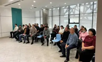 Спортшылар мен қызметкерлер Түркістанда білім алу мен интернет қауіптері туралы ақпарат алды