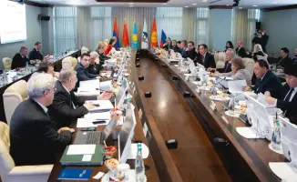 Обсуждение приоритетов социального развития на первом заседании Совета ЕЭК в 2026 году