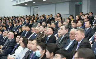 В Казахстане стартует масштабная программа дорожных работ на более чем 11 тысяч километров автодорог в 2026 году