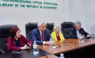 В Алматы отметили 80-летие писательницы Магиры Кожахметовой на творческом вечере