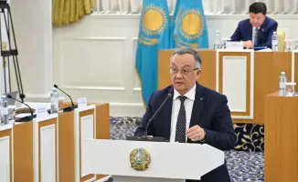 Глава Федерации профсоюзов Казахстана подчеркивает важность участия трудящихся в обсуждении новой Конституции