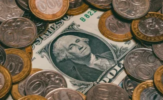 Курс доллара в Казахстане опустился ниже психологической отметки