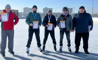 Личное первенство по скоростному бегу на коньках в Шахтинске: увлечение хобби среди любителей и профессионалов