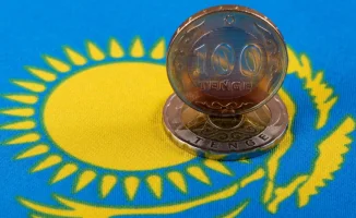 Тенге станет основной валютой в новой Конституции Казахстана