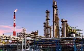 Токаев инициирует строительство НПЗ: социальные перспективы для Казахстана под вопросом