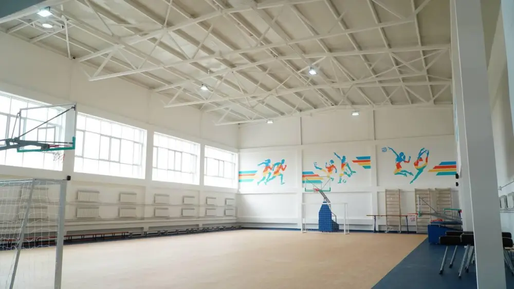 Почти 89 тысяч ученических мест введено за счет средств, изъятых у коррупционеров (2)