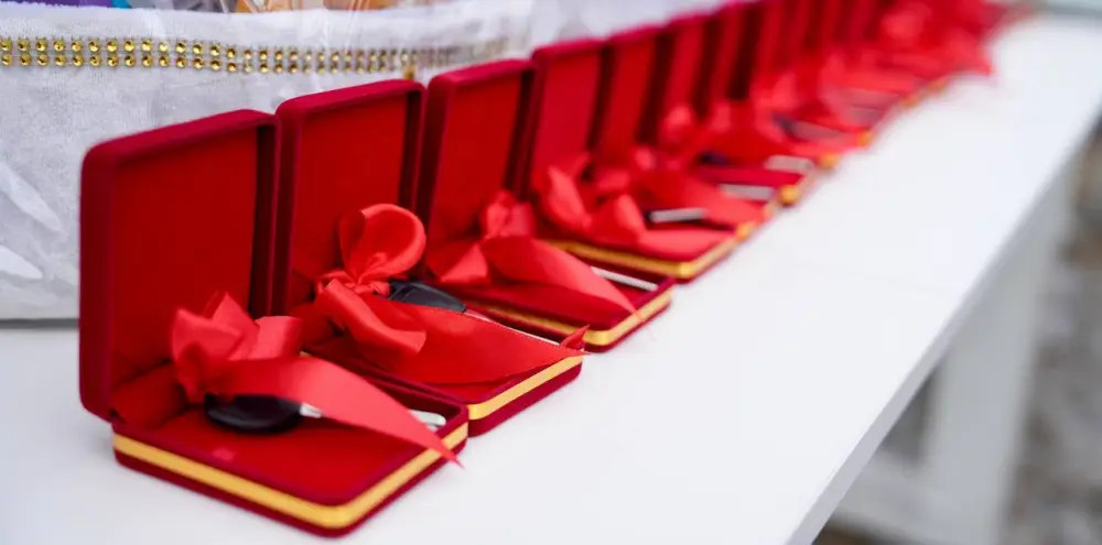 В ВКО 20 семей получили ключи от новых квартир (7)