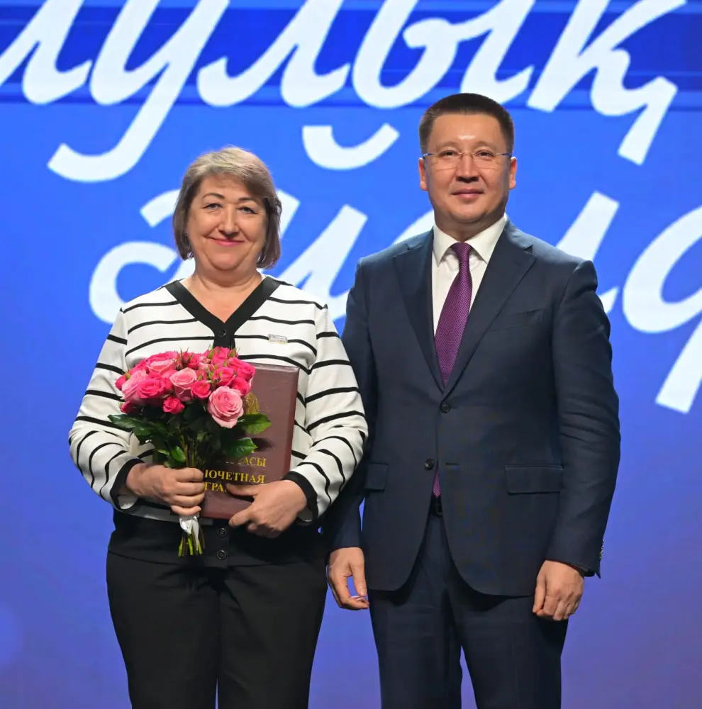 Женщин Павлодарской области наградили в канун 8 Марта (9)