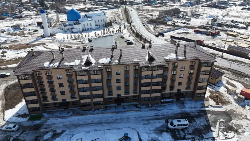 В преддверии Наурыза жители Бурабайского района получили квартиры (8)