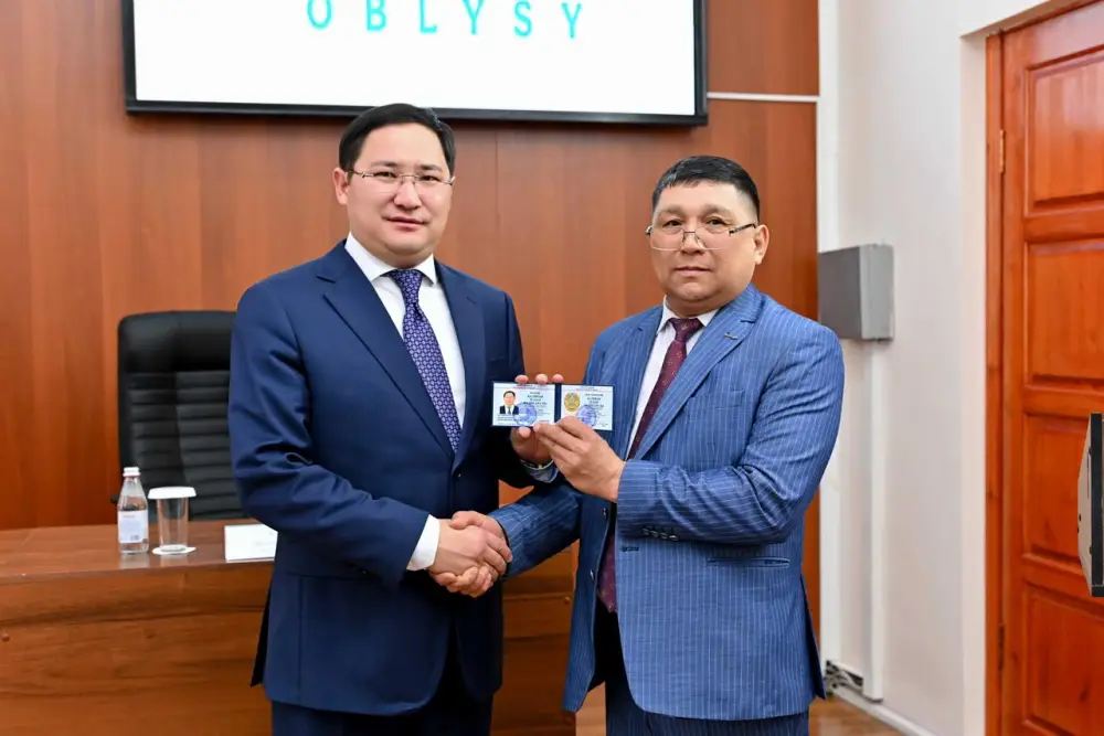 Аким области представил нового акима Бескарагайского района (6)