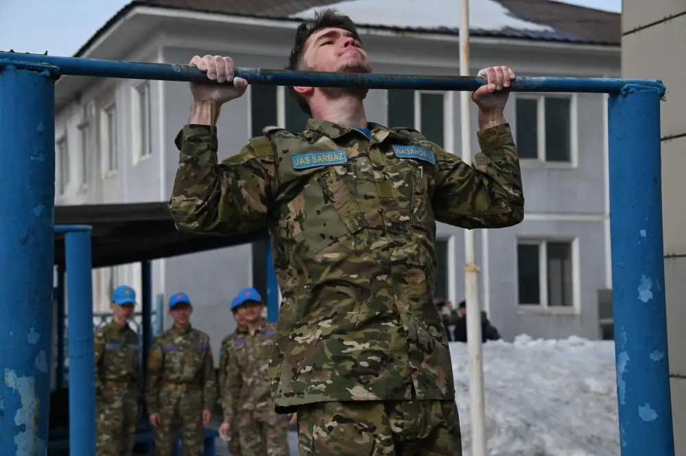 В ВКО среди школьников и студентов прошёл турнир по военно-прикладному многоборью (2)