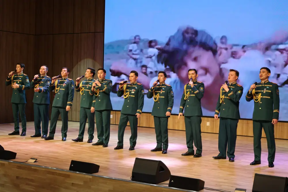 Гвардейцы провели патриотическую встречу со школьниками в Астане (7)