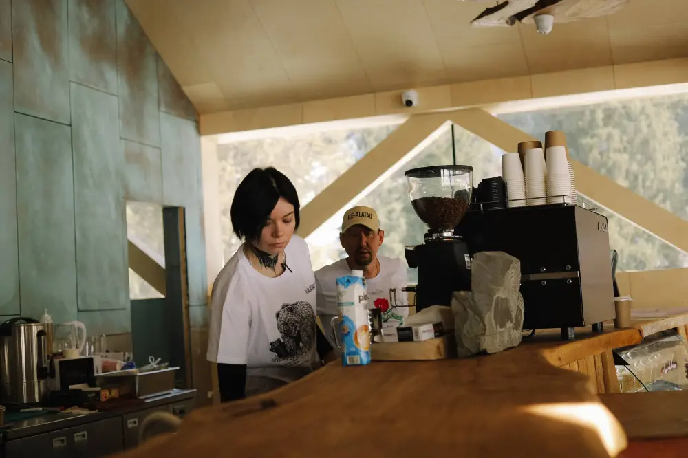 Открытие визит-центра «Бұтақты» в Иле-Алатауском национальном парке (3)