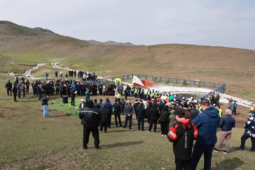 Экоакция «Мөлдір бұлақ»: родники очищают жители Жамбылской области (9)