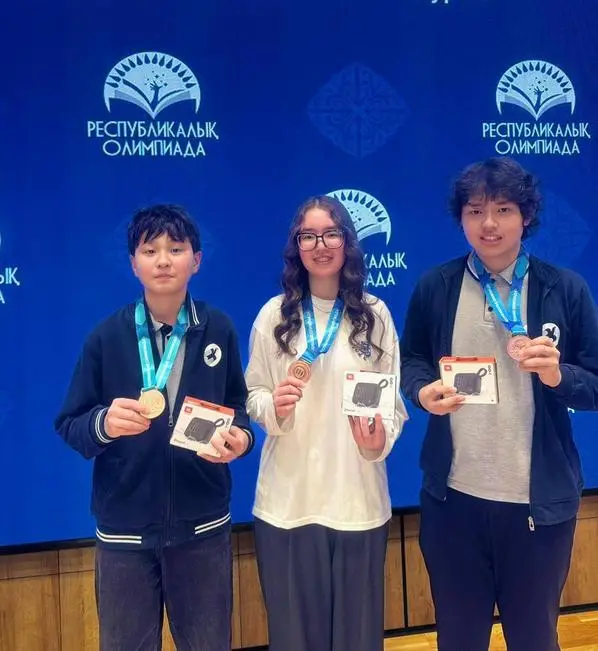 Карагандинские лицеисты завоевали три бронзы на республиканской олимпиаде по физике и биологии (2)