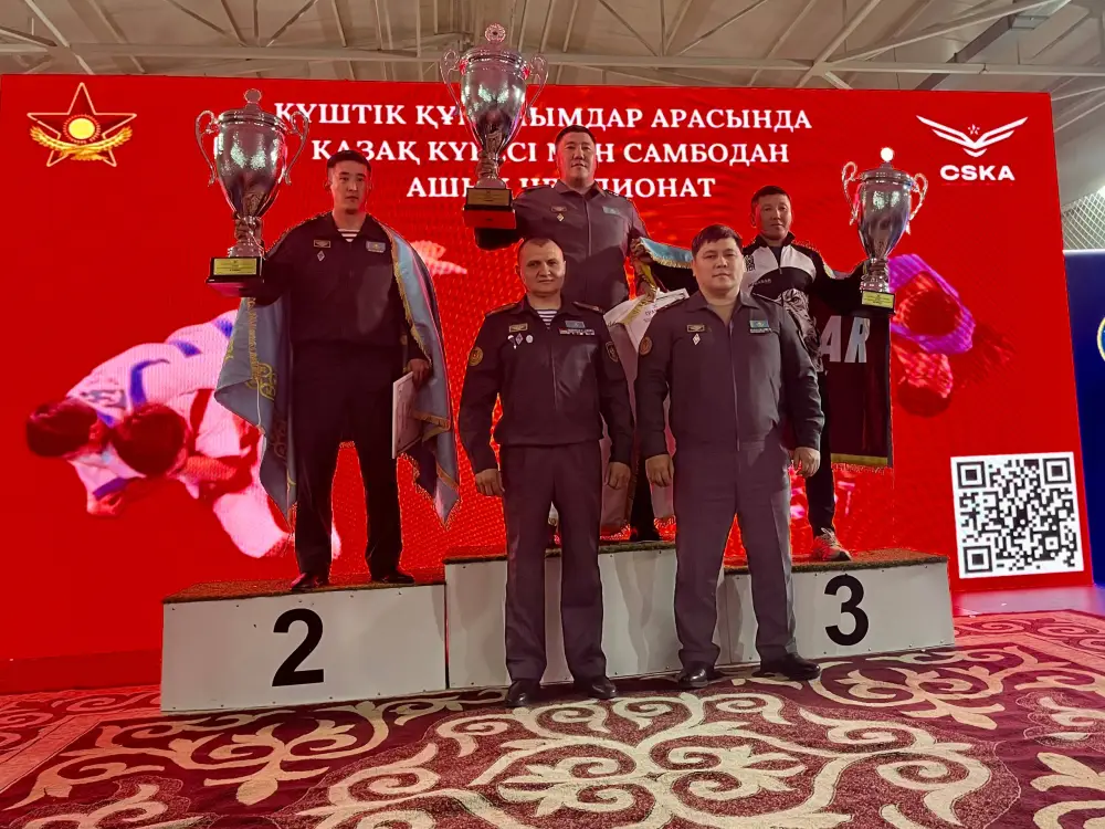 Команды Министерства обороны завоевали «золото» и «бронзу» на чемпионате по самбо (6)