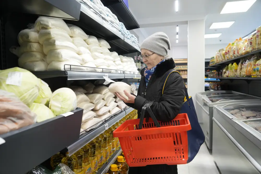 В Талдыкоргане ввели седьмой социальный магазин (7)