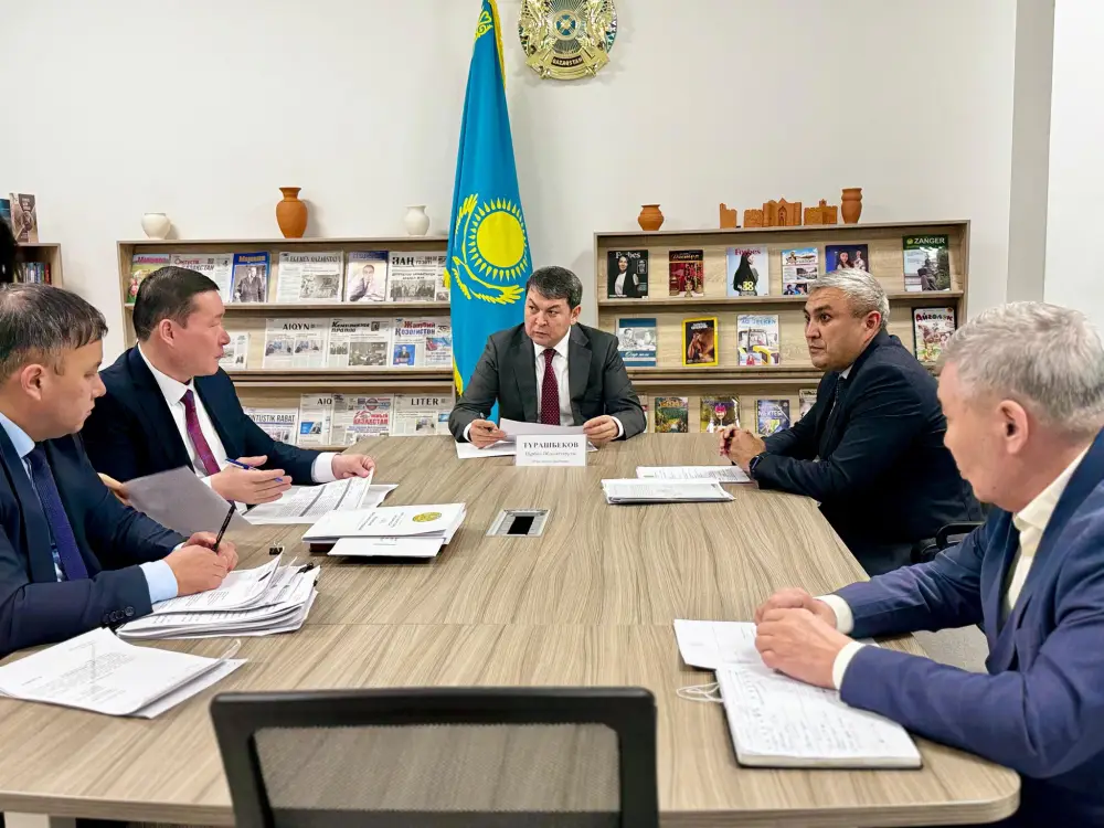 В ТУРКЕСТАНЕ РАССМОТРЕНЫ ОБРАЩЕНИЯ ГРАЖДАН И ДАНЫ КОНКРЕТНЫЕ ПОРУЧЕНИЯ (2)