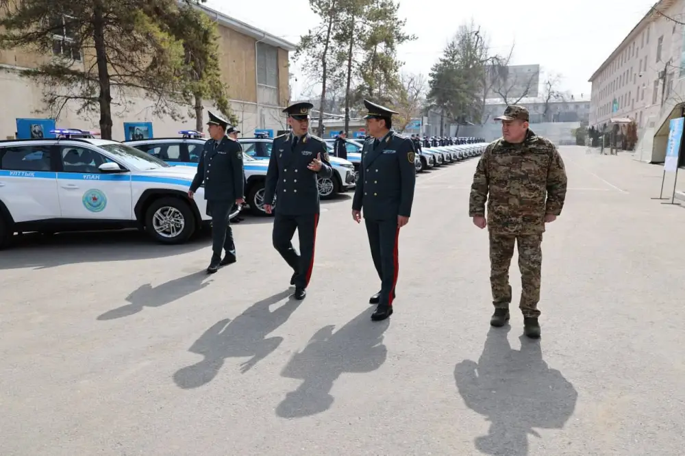 На страже порядка с новыми возможностями: в преддверии Наурыза автопарк Нацгвардии пополнился современной техникой (3)