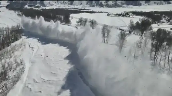 В акимате ВКО обсудили ход подготовки к весенним паводкам (5)