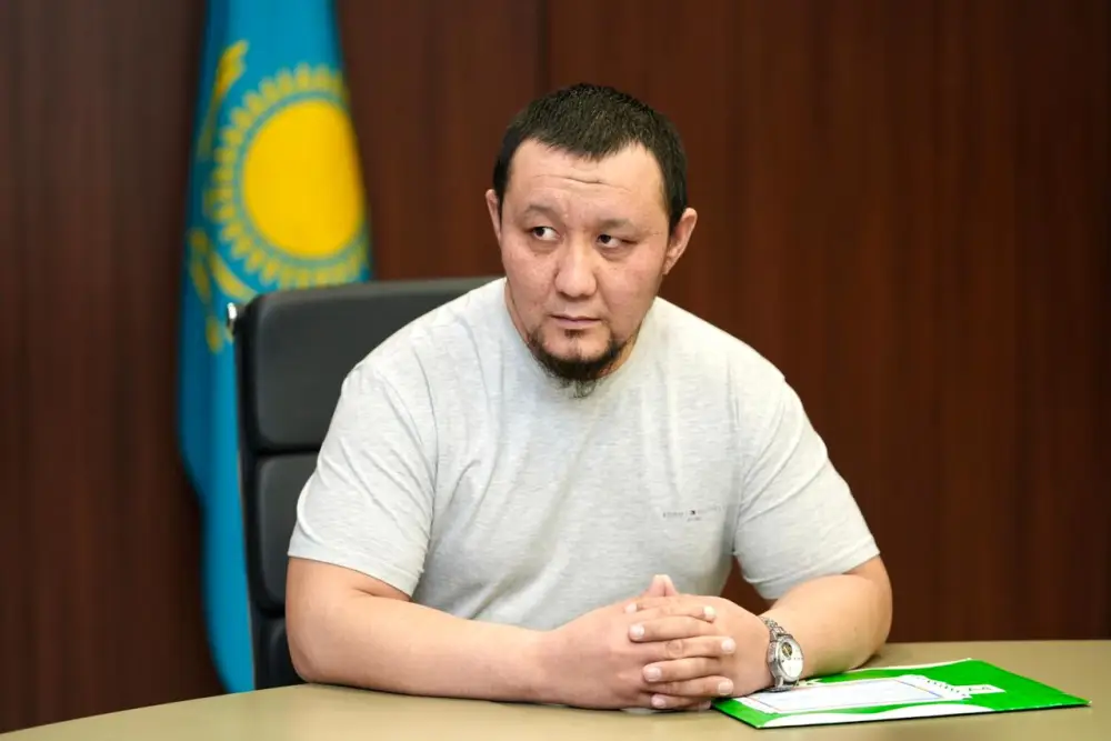 От эко-инноваций до защиты прав потребителей: Ерлан Аккенженов ответил на вопросы граждан (2)