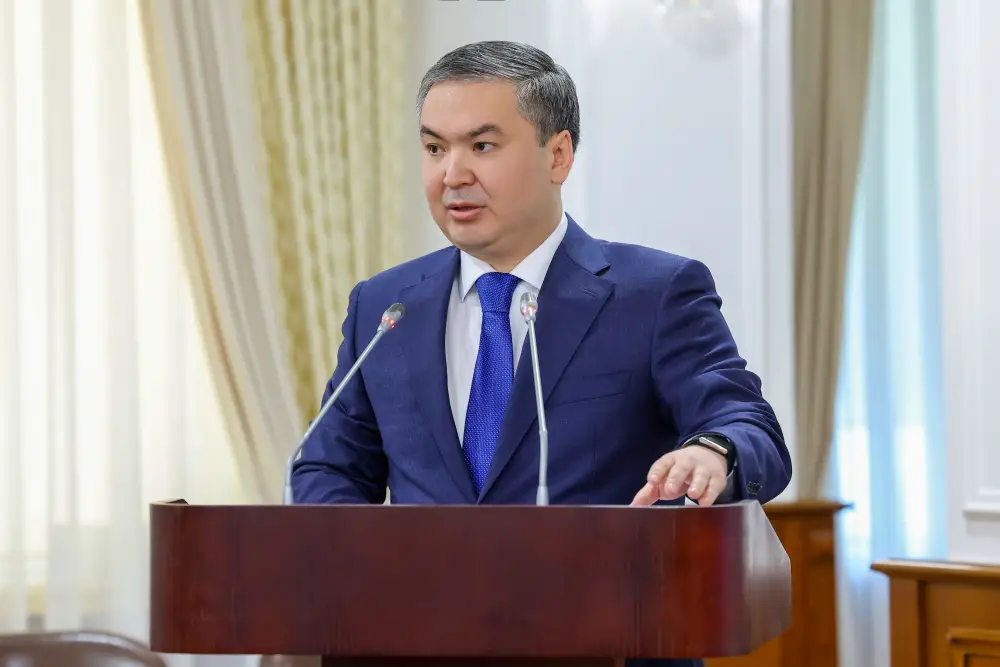 В Правительстве рассмотрены вопросы развития инноваций в рамках норм новой Конституции (2)