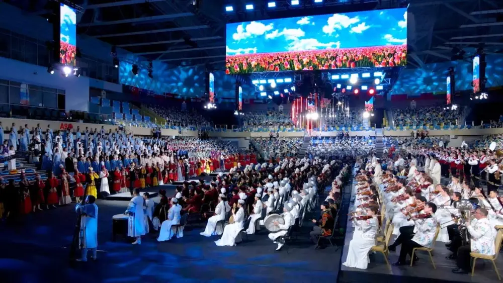 Кюй «Шернияз» и песня «Наурыз» прозвучали в исполнении 5 тысяч музыкантов в Астане (10)