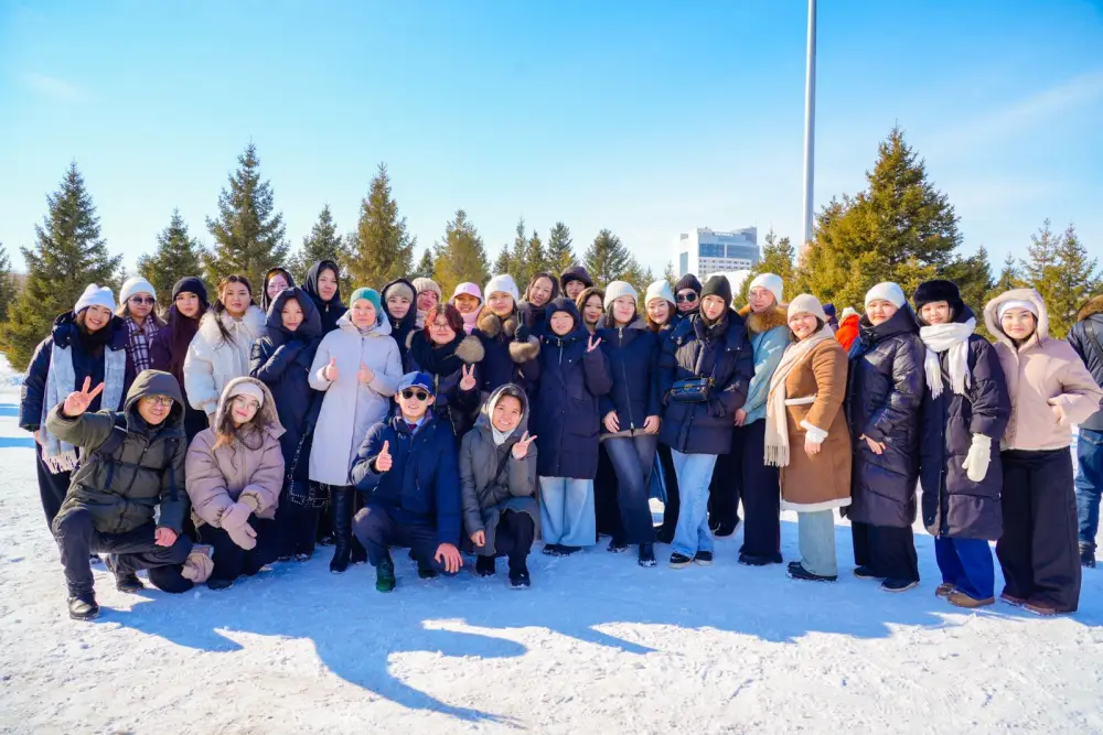 Более тысячи представителей молодежи поддержали новую Конституцию масштабной акцией (3)
