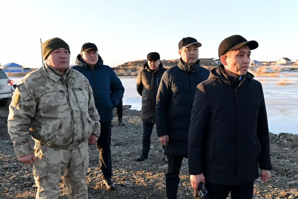 Аким области проверил участки, подверженные риску подтопления, в городе Аягоз (5)