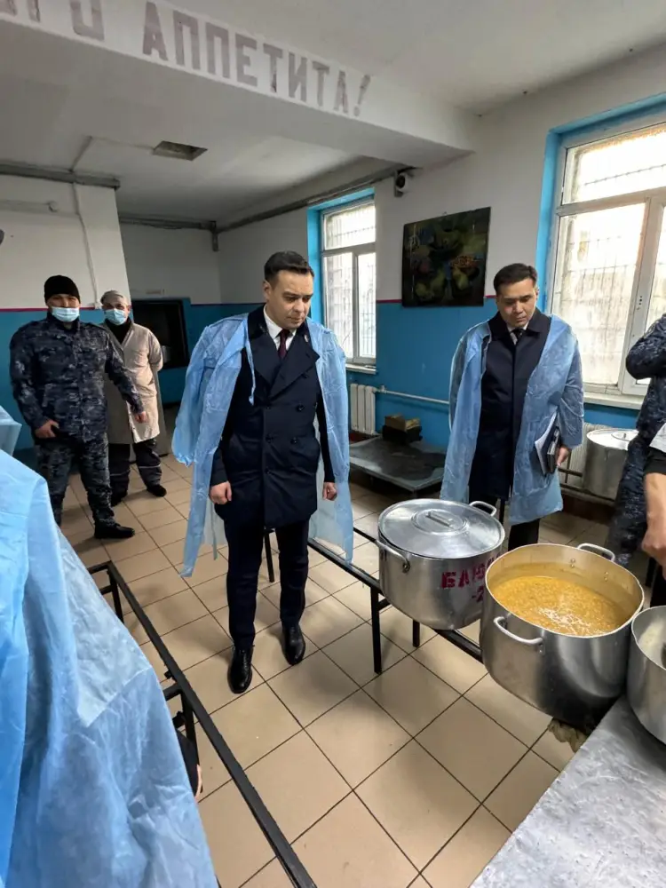 Артур Ластаев посетил исправительное учреждение №12 в Алматинской области (2)