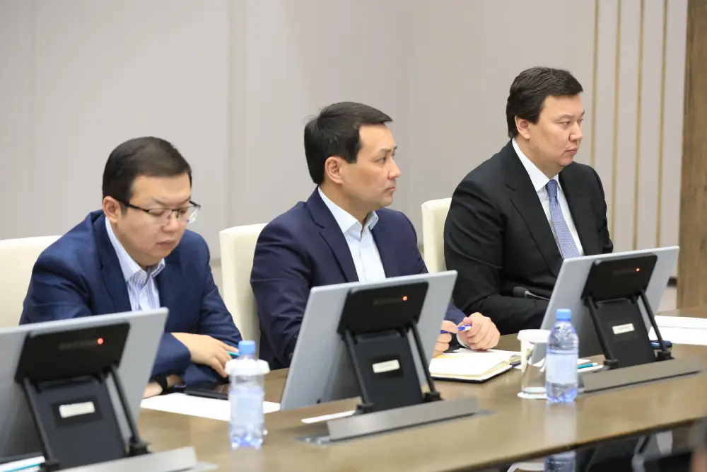 В Актюбинской области пройдет двухмесячник по санитарной очистке территорий и озеленению (3)