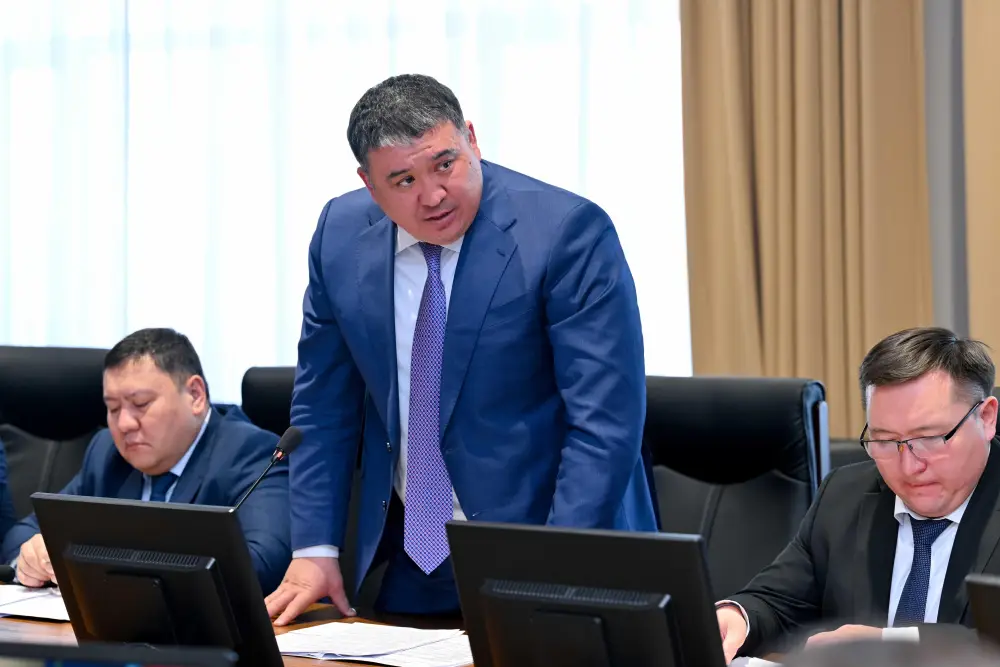 В области Абай рассмотрены вопросы подготовки к весенним паводкам (3)