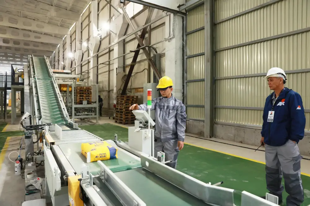 Производство мраморной муки и сухих строительных смесей запустили в Жамбылской области (6)