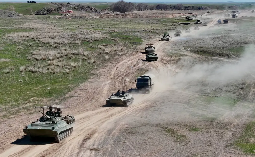 В Сухопутных войсках стартовали многостепенные командно-штабные учения (4)