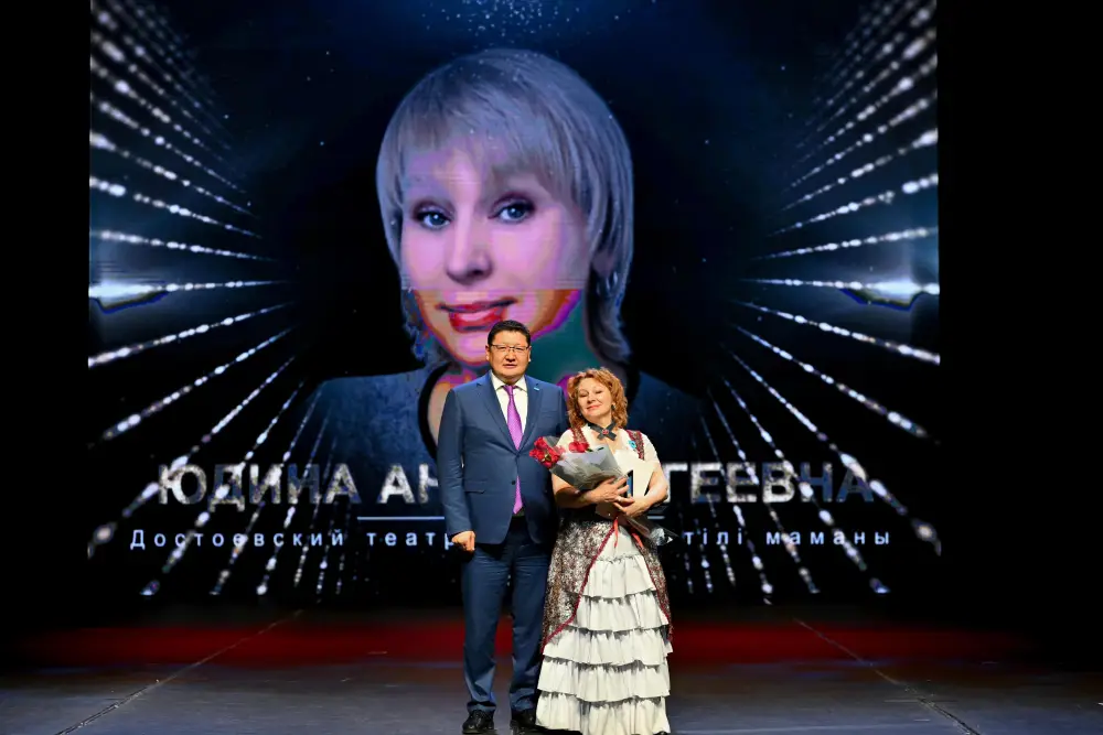 В области Абай чествовали актеров в честь Международного дня театра (8)