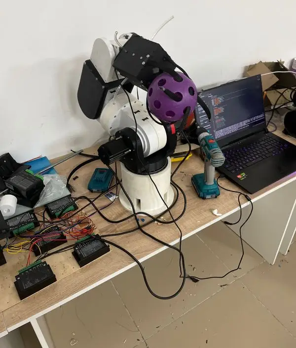 Ракетная платформа и бионический робот: карагандинцы взяли золото на национальном конкурсе (10)