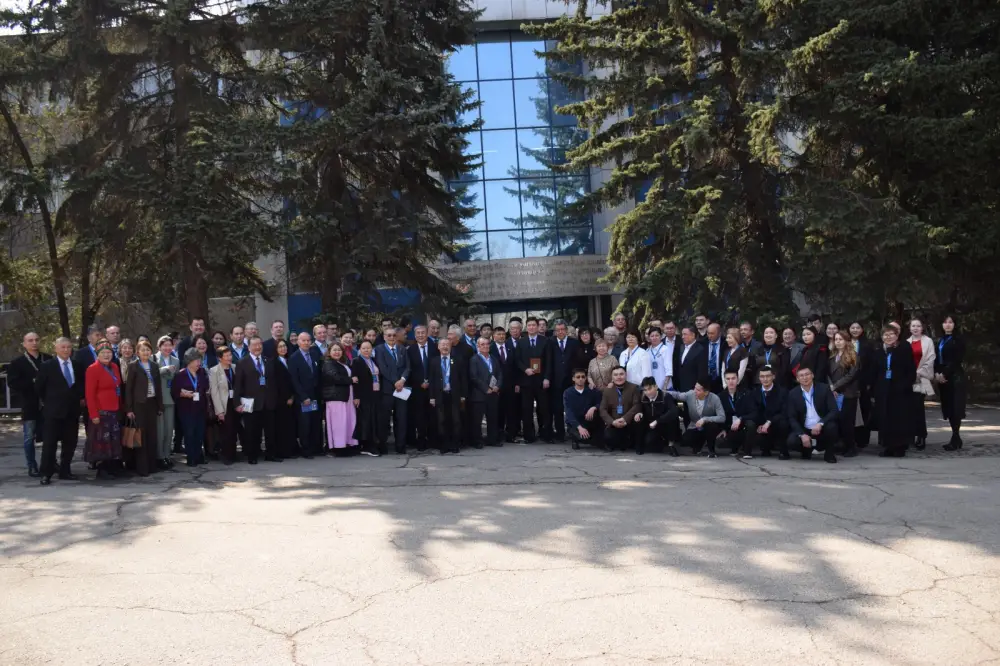 V Международная конференция «Абишевские чтения – 2026» прошла в честь 90-летия Жанторе Абишева (9)