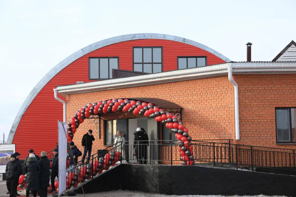 В Шалкаре открылся ФОК с первым в истории района плавательным бассейном (8)