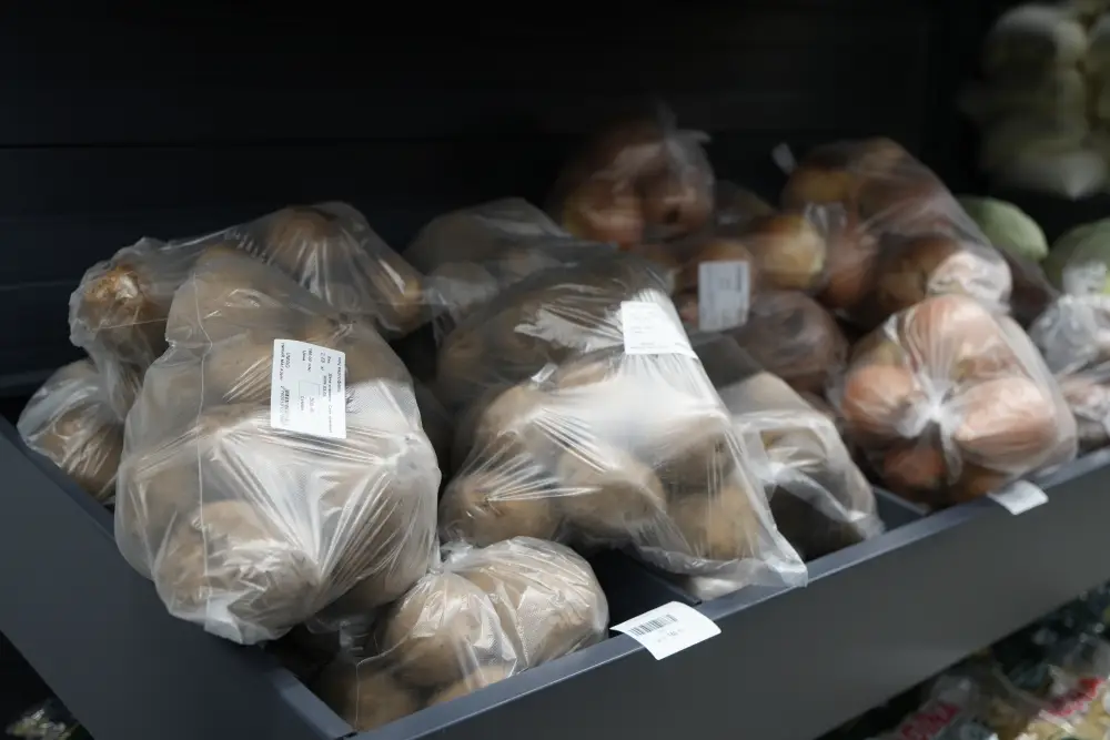 В Талдыкоргане ввели седьмой социальный магазин (2)