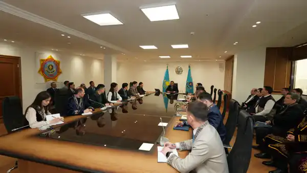 В МЧС Казахстана отметили День национальной одежды (3)