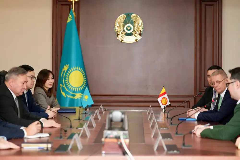 Минэнерго и «Шелл Казахстан» подписали контракт на геологоразведку участка «Жанатурмыс» в Актюбинской области (4)